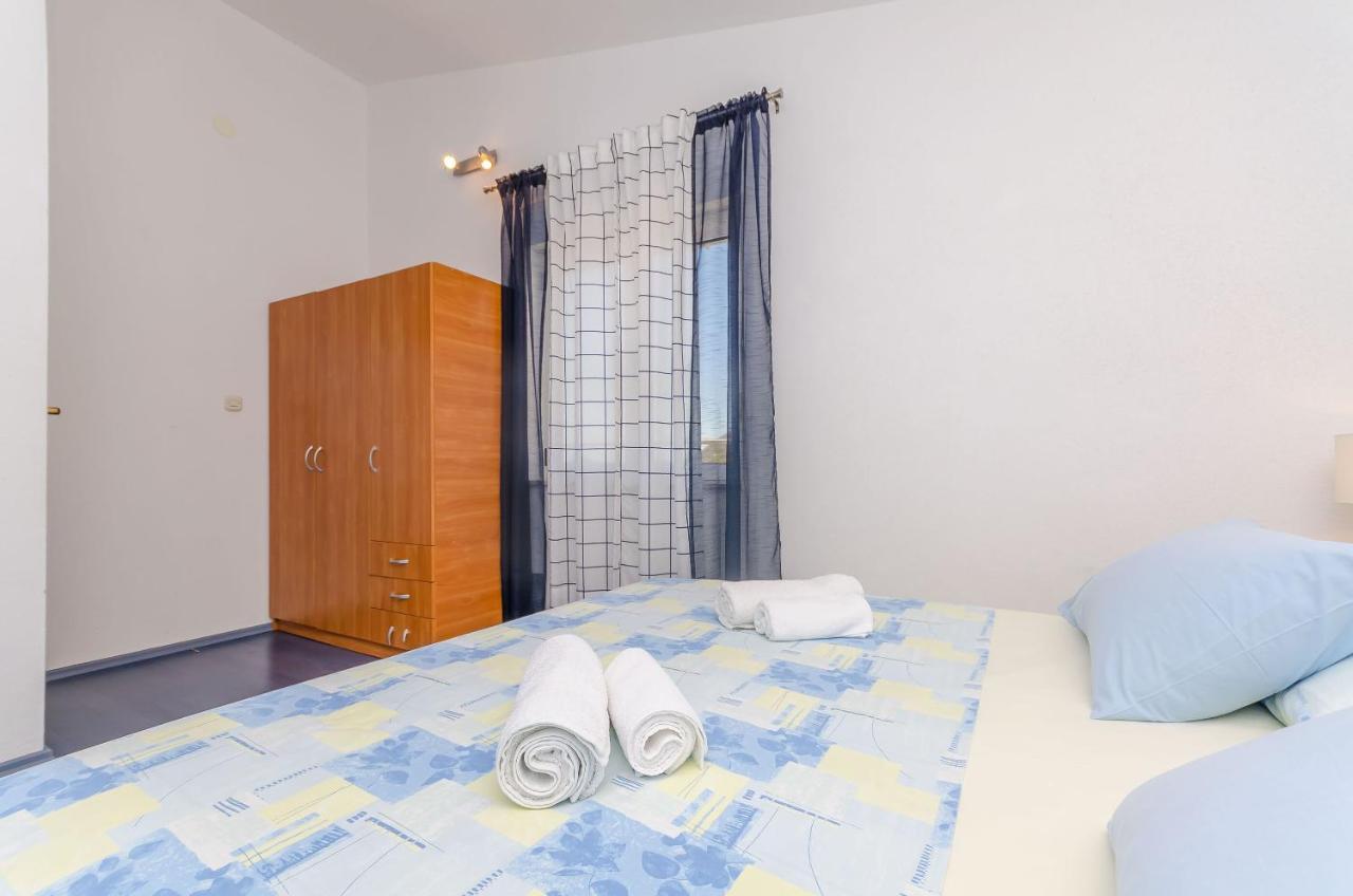 Apartments Zdenka Donji Okrug  Eksteriør bilde